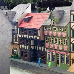 Aktuell Modellbahn Union MU-H0-H00238 H0 Halbrelief Fachwerkhaus mit Café