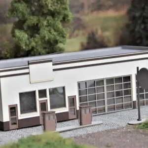 Sonderaktion Loewe 3020 - Alte Tankstelle, Lasercut-Bausatz