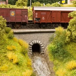 Top-Preis Noch 58296 - Wasserdurchlass "Tunnel" 2 Tunnelauslässe, 8 x 4,3 cm